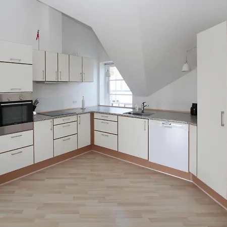 3 Bedroom Gorgeous In Samso Apartman Samsø