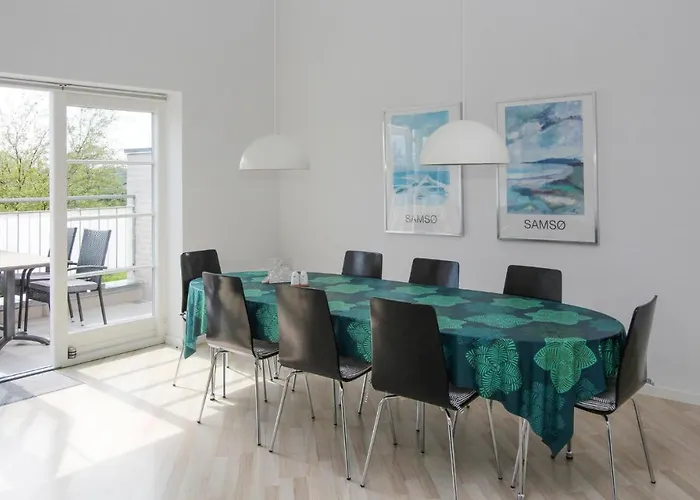 Apartamento 3 Bedroom Gorgeous In *