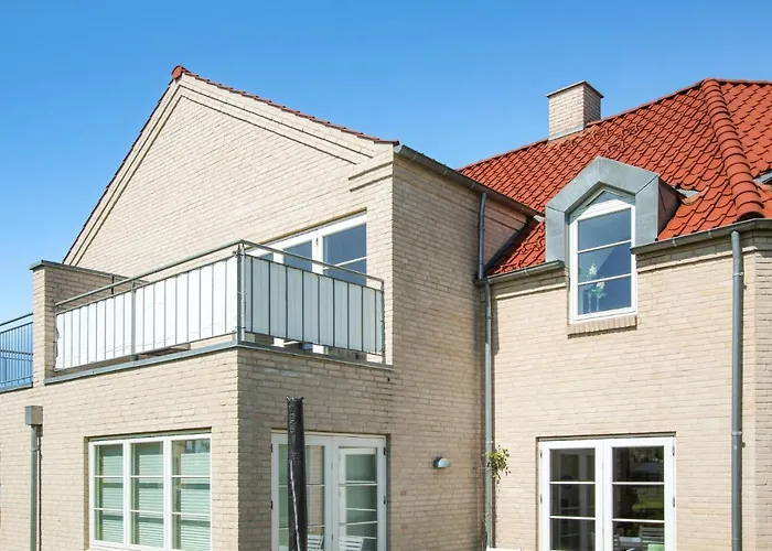 3 Bedroom Gorgeous In Apartamento Samsø